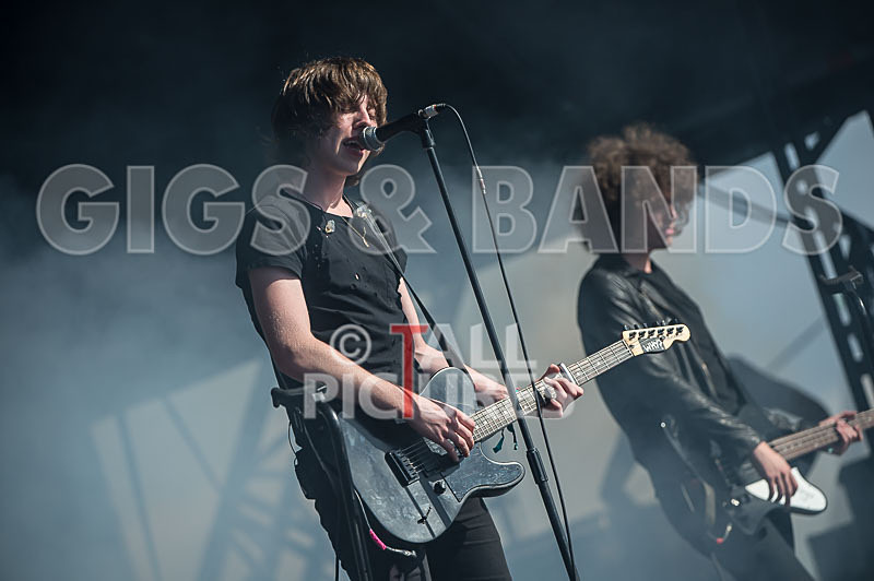 Catfish and the Bottlemen-28 - CATFISH AND THE BOTTLEMEN