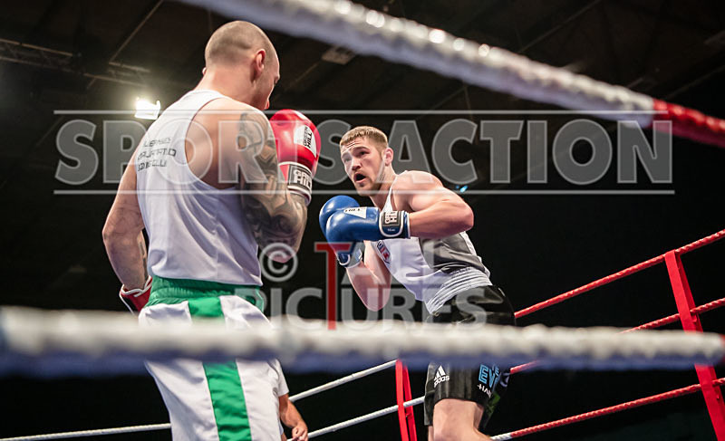 BOUT-17 - Tomasz Kot v Jamie Smith-16 - BOUT-17 - Tomasz Kot v Jamie Smith
