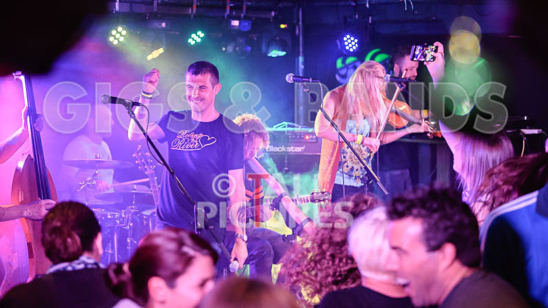 Buffalo Huddleston-500 - BUFFALO HUDDLESTON