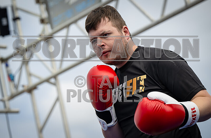 BOUT 1- Iron Mike Carre v Martin in Need of Help-7 - BOUT 1- 'Iron' Mike Carre v Martin 'in Need of' Help