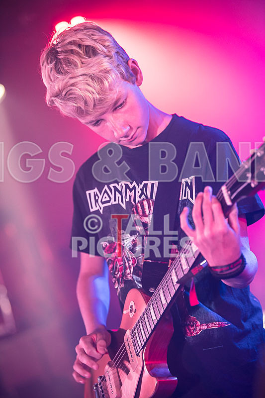 World on Fire-10 - WORLD ON FIRE