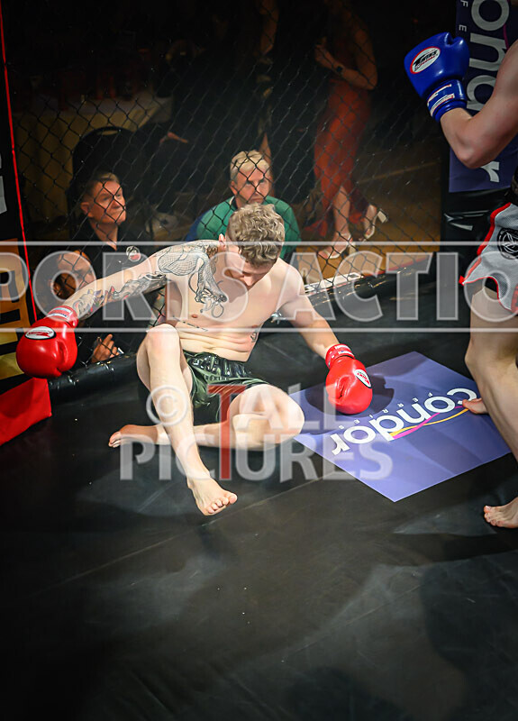 BOUT- 6 - Fin Aitkin v Pharrell Taylor-32 - BOUT 6 - Fin Aitkin v Pharrell Taylor