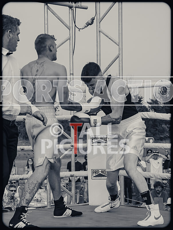 BOUT 11 - Raging Bull Jay Rive v Reece the Bomber Blondel-78 - BOUT 11 - 'Raging Bull' Jay Rive v Reece 'the Bomber' Blondel