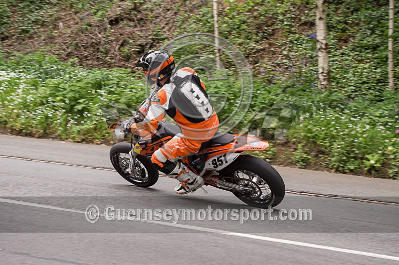 Hill_04-05-2015_BIKE-103 - BIKES_04-05-2015