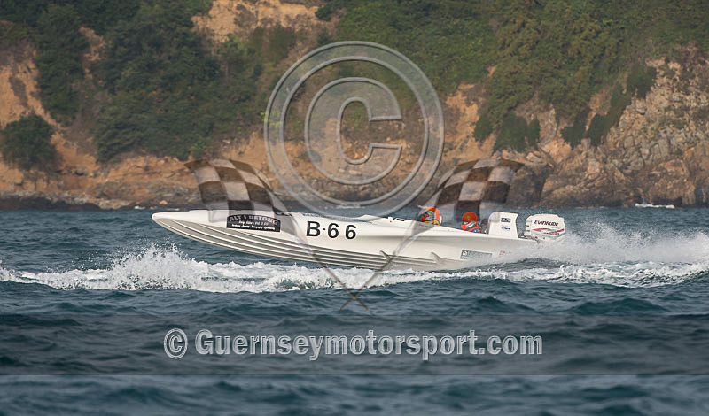 Worlds Powerboats_2014_Race-2-148 - UIM CLASS 3A & 3B WORLD OFFSHORE CHAMPIONSHIP_RACE-2