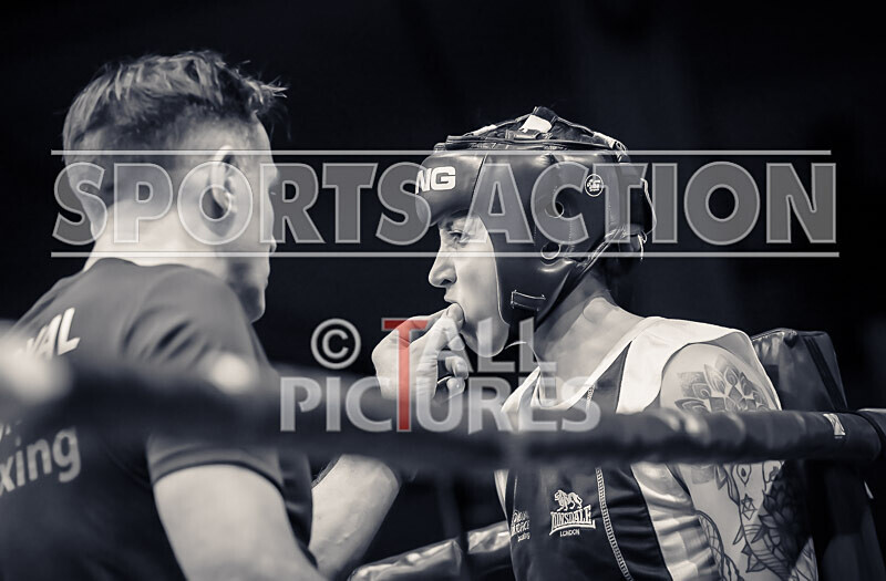 BOUT 6- Emma Martin v Stephanie Adlington-24 - BOUT 6: Emma Martin v Stephanie Adlington