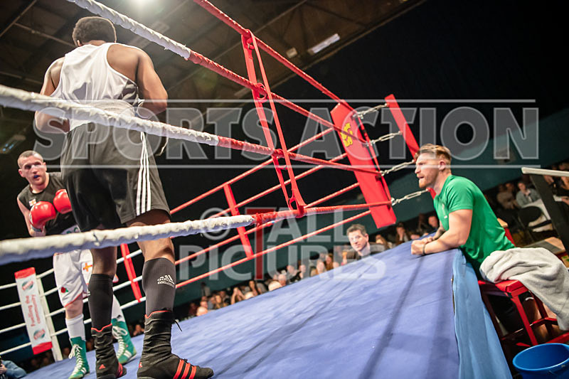 BOUT-18 - Jimmy Lesbirel v Byron Morris-19 - BOUT-18 - Jimmy Lesbirel v Byron Morris