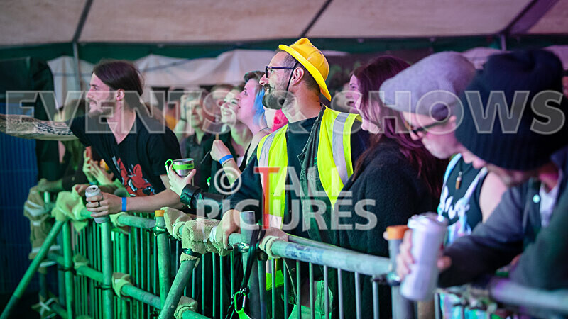 Chaos 16_The Scene-24 - CHAOS 16_THE SCENE