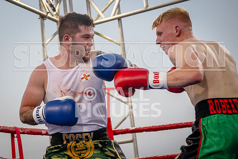 BOUT 17 - Luke Robert v Casey De La Mare-14 - BOUT 17 - Luke Robert v Casey De La Mare