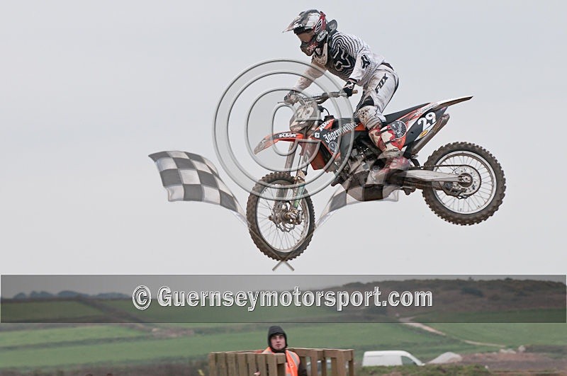 Moto-X_05-03-11-48 - MOTO-X_05-03-2011