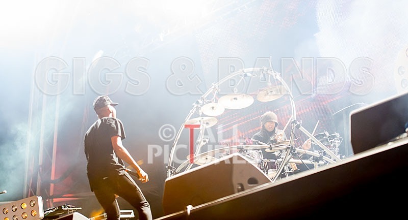 Chase  Status-73 - CHASE & STATUS