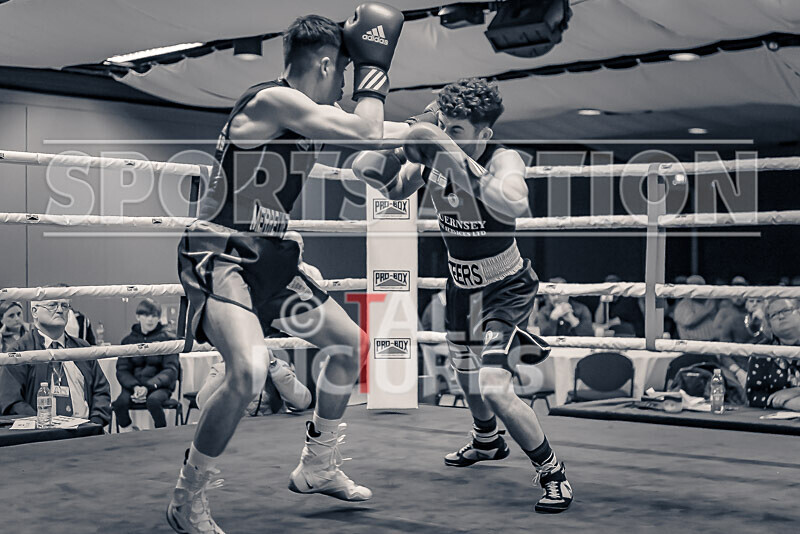 BOUT 9 - Tom Teers v Louis Merryweather-2 - BOUT 9 - Tom Teers v Louis Merryweather