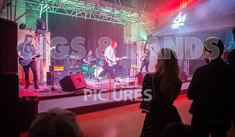 Beach Riot-13 - BEACH RIOT