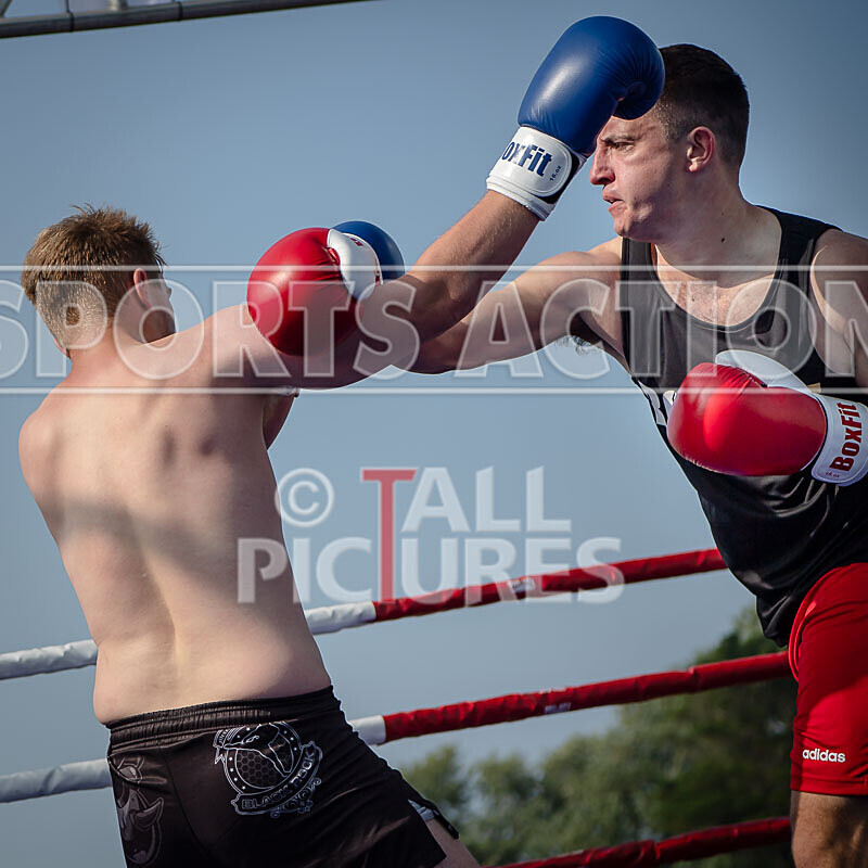 BOUT 1 - Ivan -El Terrible- v Elliot Cocket-27 - BOUT 1 - Ivan 'El Terrible' Donaldson v Elliot Cocket