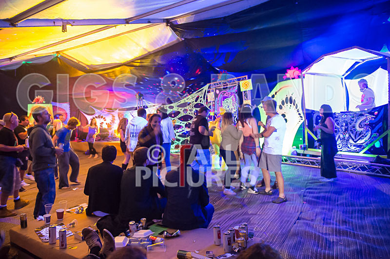 The Peace Tent_2015-14 - CHAOS PEACE TENT 2015