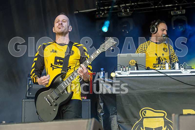 Dubioza Kolektiv-63 - DUBIOZA KOLEKTIV