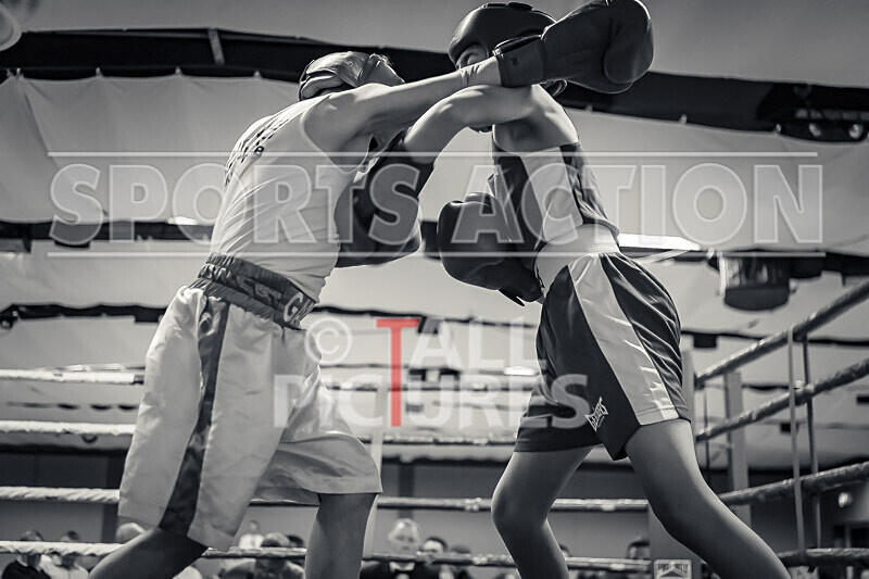 BOUT 1 - Liam Duff v Oliver McKenzie-27 - BOUT 1 - Liam Duff v Oliver McKenzie