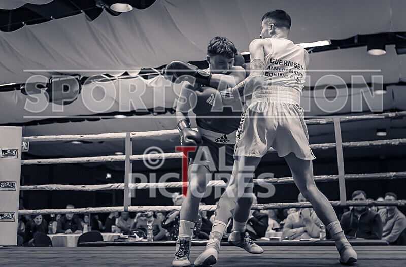 BOUT 7 - Scott Little v Ethan Jones-25 - BOUT 7 - Scott Little v Ethan Jones