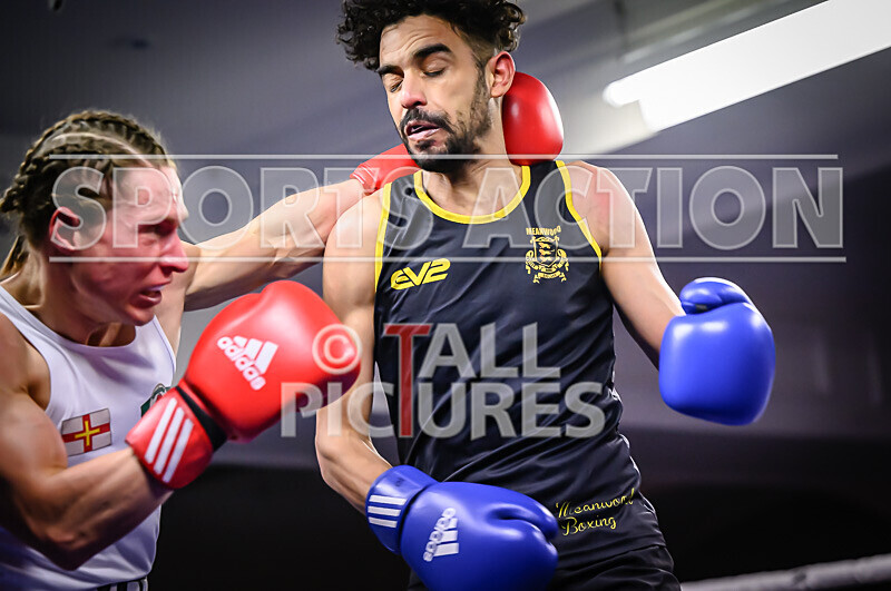 BOUT- 8 - Jay Wilson v Craig Rainey-14 - BOUT: 8 - Jay Wilson v Craig Rainey