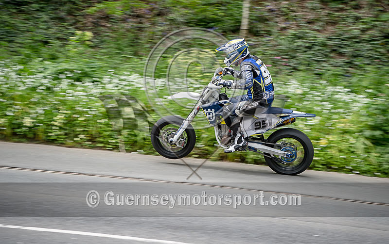 Hillclimb_02-05-2016_BIKE-104 - BIKES_02-05-2015