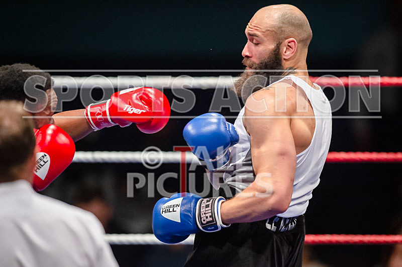 BOUT-13 - Oblie Botchway v Lewis Oakford-30 - BOUT-13 - Oblie Botchway v Lewis Oakford