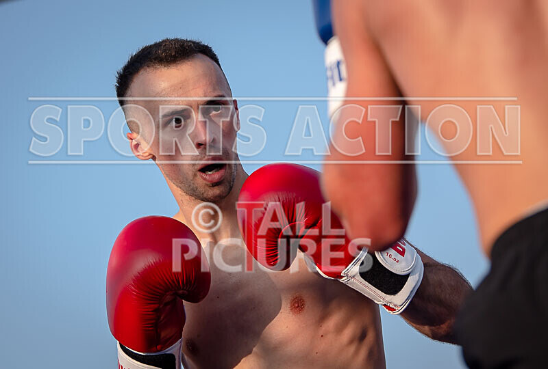 BOUT 10 - Myles -Dangerous- Duquemin v Jordan -the Rookie- Redwood-25 - BOUT 10 - Myles 'Dangerous' Duquemin v Jordan 'the Rookie' Redwood