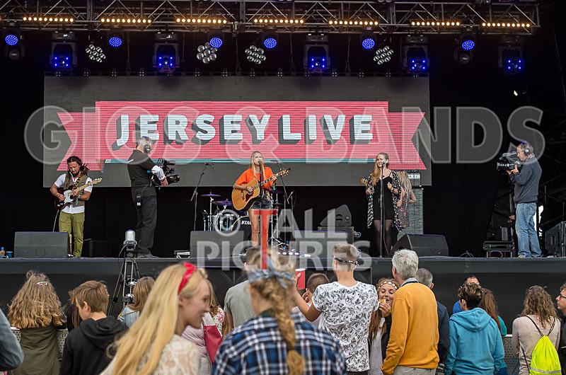 Frankie Davies-66 - FRANKIE DAVIES