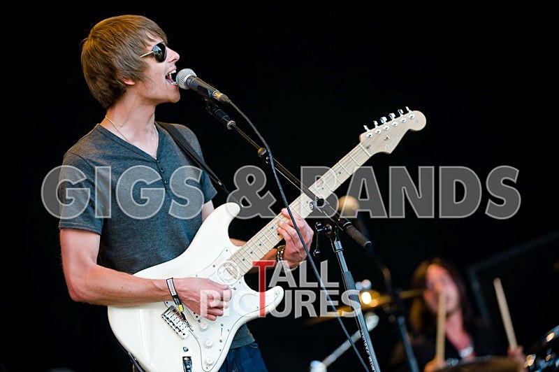 The Valentines-6 - THE VALENTINES