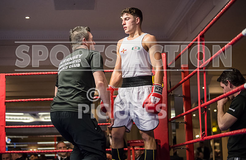 BOUT-10_Billy Poullain v Mark Bebbington-15 - BOUT-10_Billy Poullain v Mark Bebbington.