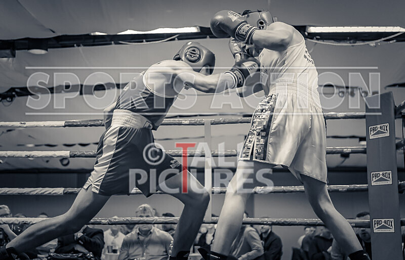 BOUT 5 - Ethan Le Moignan v Yoan Slaveykov-28 - BOUT 5 - Ethan Le Moignan v Yoan Slaveykov