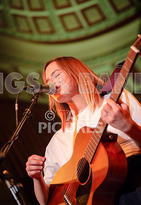 Gabrielle Aplin-9 - GABRIELLE APLIN