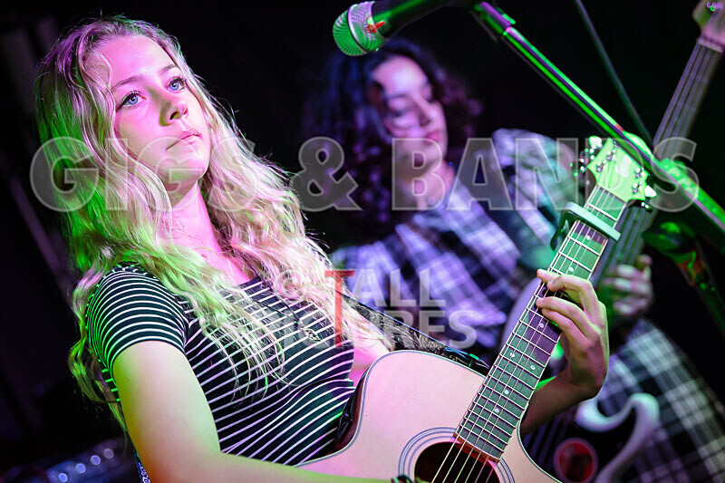 12 Gauge-82 - 12 GAUGE