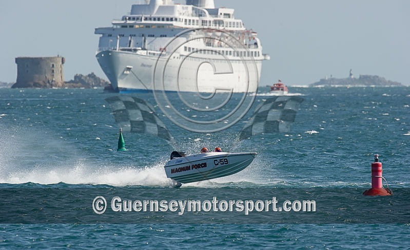 Powerboat Race_25-08-2013-85 - RACE-11 NORTH BEACH