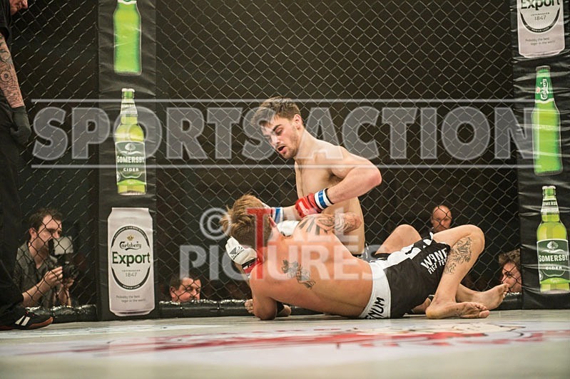 Lock-in Guernsey_2013_Bout-13-11 - BOUT-13