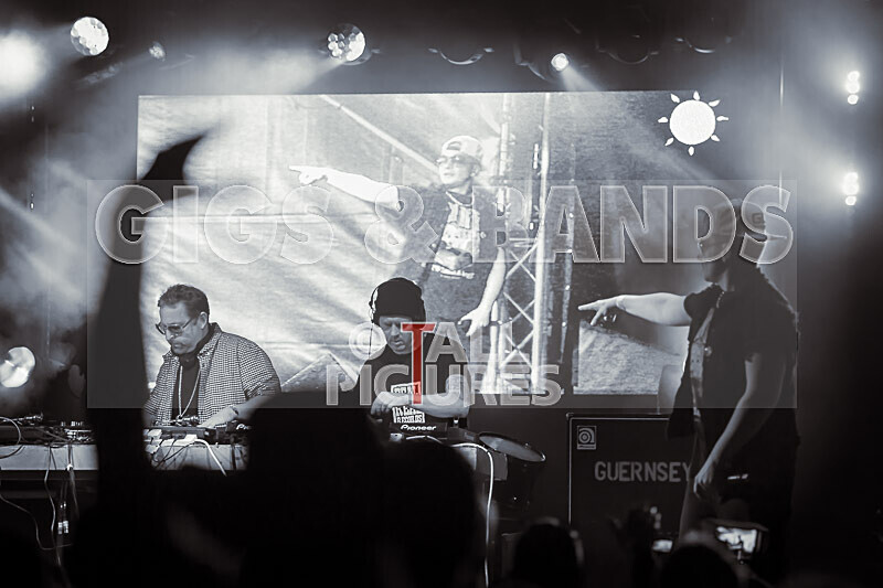 Scratch Perverts  Killa Kela-17 - SCRATCH PERVERTS & KILLA KELA