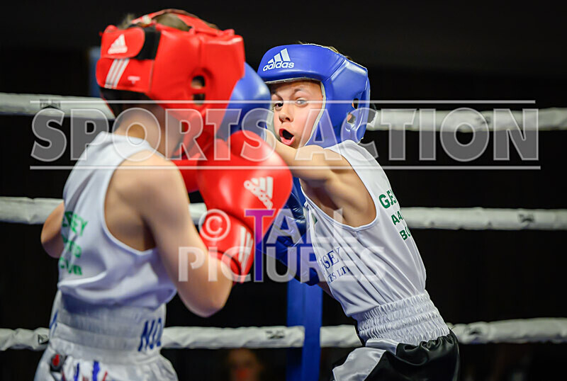 BOUT- 1 - Nolan Buddery v Frankie Veron-3 - BOUT 1 - Nolan Buddery v Frankie Veron