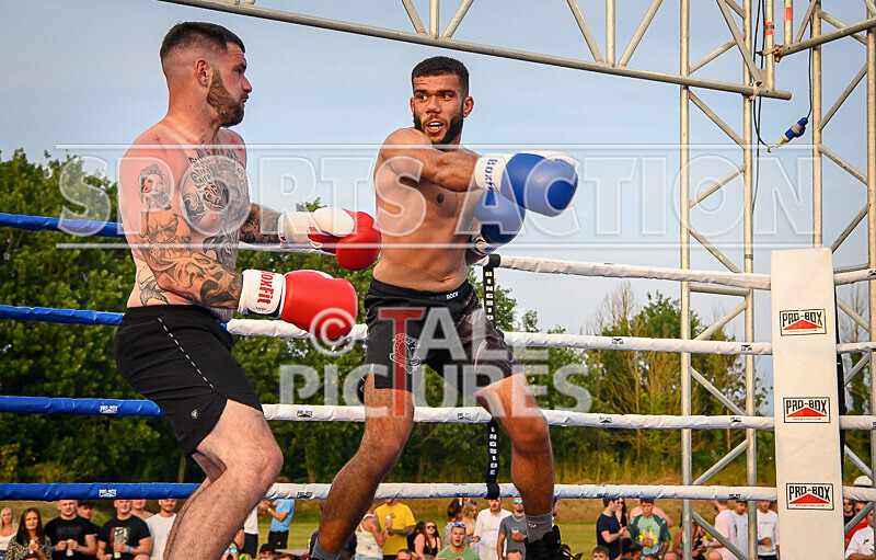 BOUT 12 - Dom Boyce v Koen Kraken Le Prevost-68 - BOUT 12 - Dom Boyce v Koen 'Kraken' Le Prevost