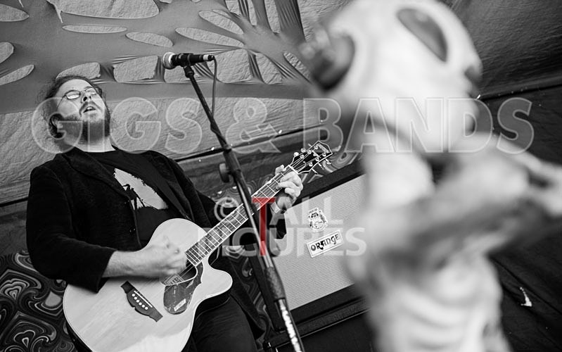 Chaos Peace Tent_2013-10 - CHAOS 2013... THE PEACE TENT