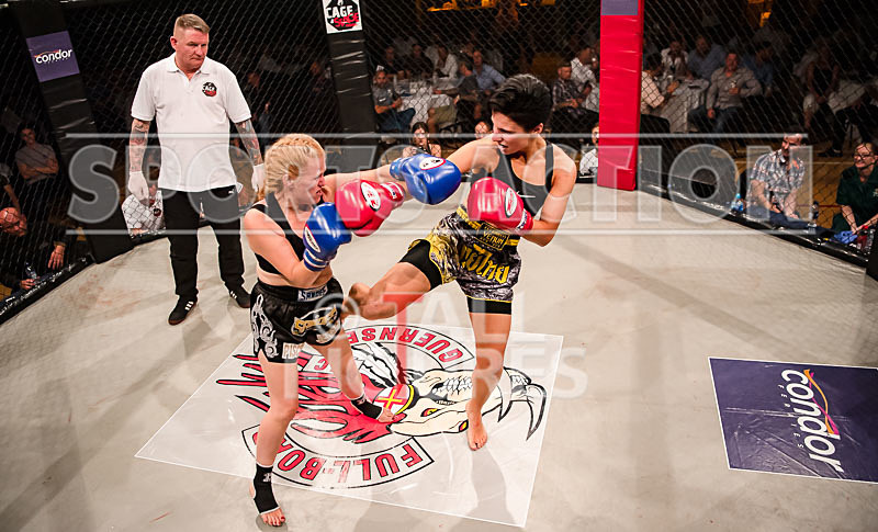 BOUT-7- Carol Crowther v Charise Mourant-16 - BOUT-7 Carol Crowther v Charise Mourant