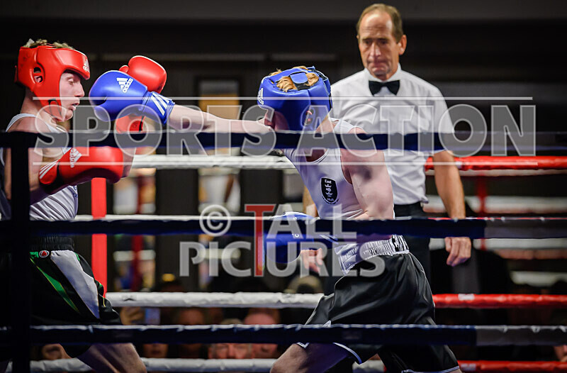 BOUT- 5 - Finn Walsh v Alix Watkins-13 - BOUT: 5 - Finn Walsh v Alix Watkins