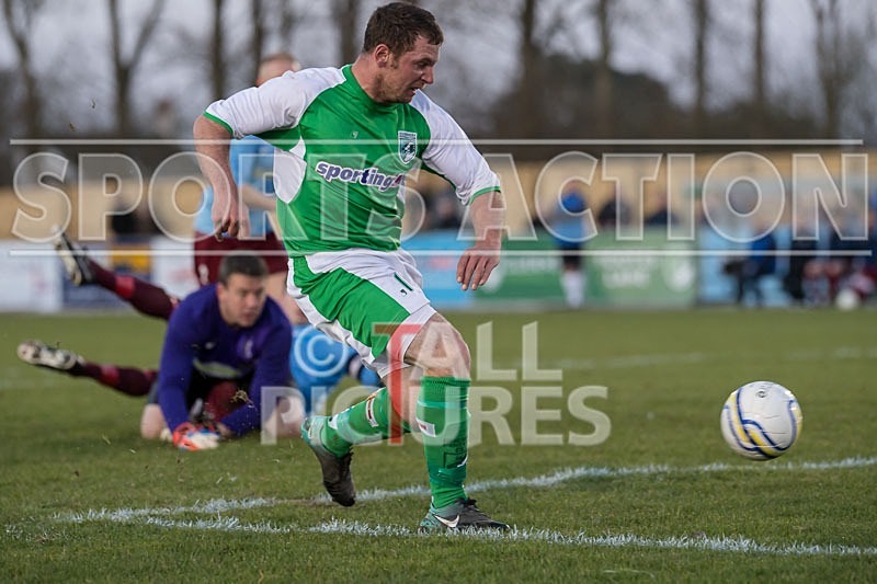 Guernsey FC v Horley Town-6 - GUERNSEY FC v HORLEY TOWN