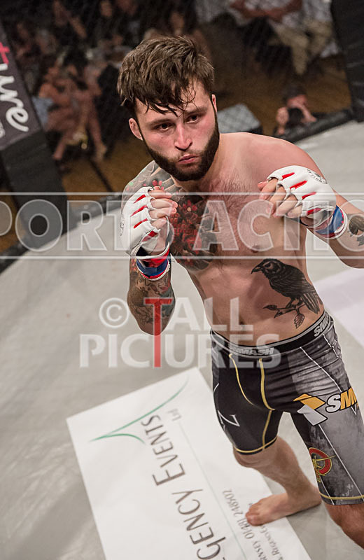 Michael Davies v Lewis Clapham-35 - MMA BRITISH LIGHTWEIGHT CHAMPIONSHIP