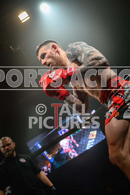 BOUT- 10 - Johan Pols v Ralph Pickering-47 - BOUT 10 - Johan Pols v Ralph Pickering