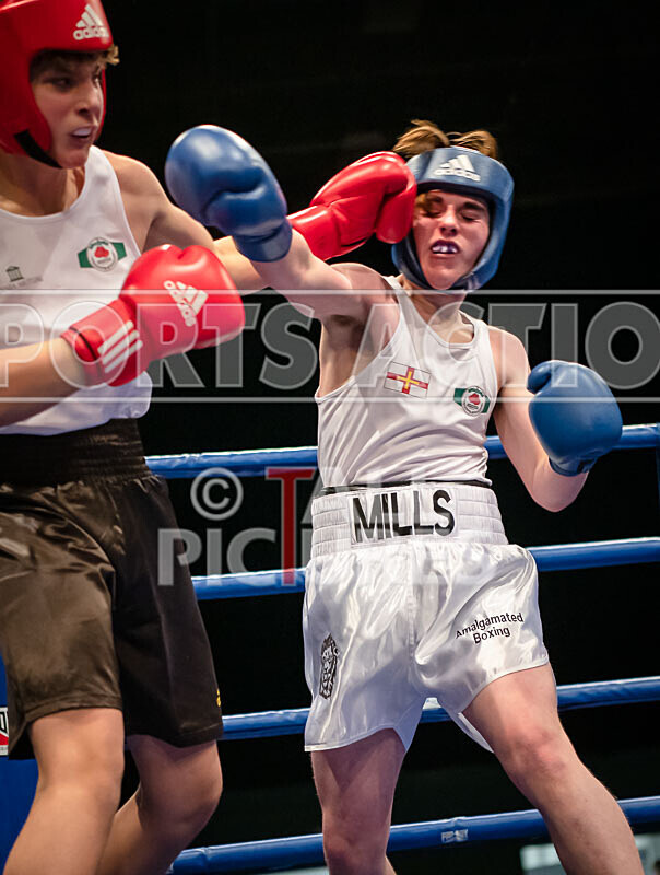 Bout 1_Josh Lazaro v Ben Mills-7 - Bout 1_Josh Lazaro v Ben Mills