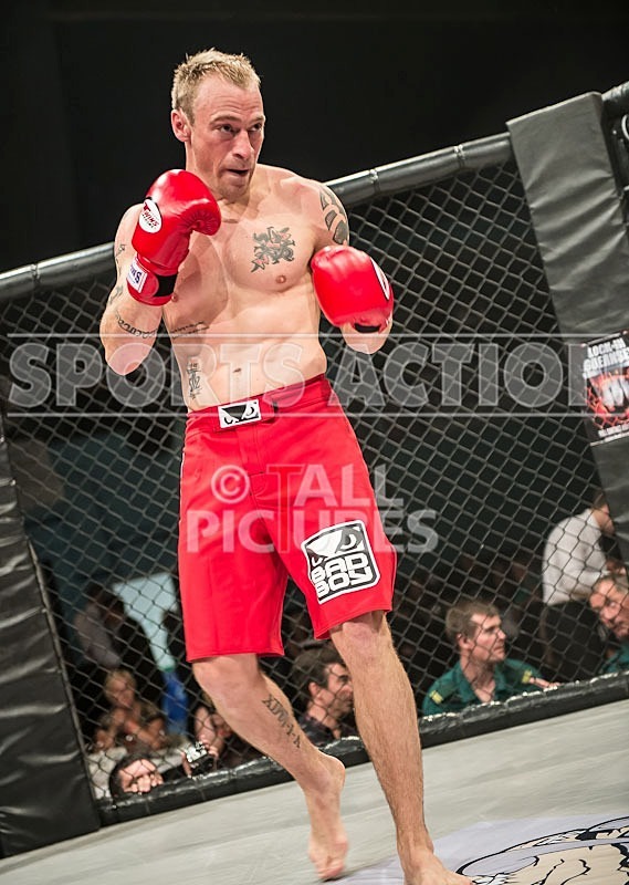 Cage Fighting_2012_Bout 3-10 - BOUT-3