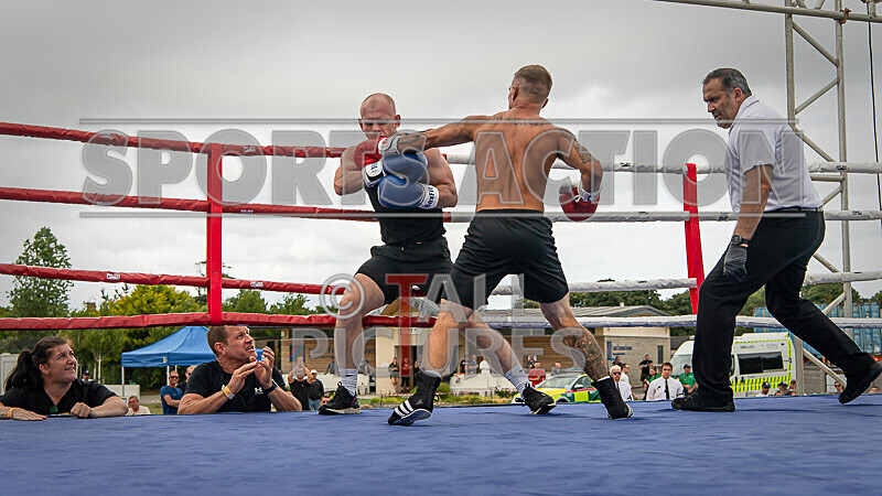 BOUT 6- Jason Danger Mouse Enticott v Martin the Granite Man Savident- - BOUT 6- Jason 'Danger Mouse' Enticott v Martin 'the Granite Man' Savident
