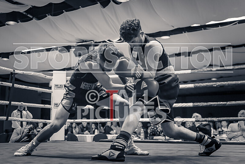 BOUT 9 - Tom Teers v Louis Merryweather-31 - BOUT 9 - Tom Teers v Louis Merryweather