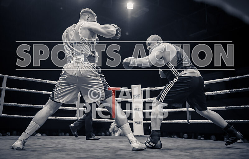 BOUT- 11 Dan Maree v George Westpfel-12 - BOUT 11: Dan Maree v George Westpfel