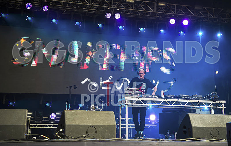 Snakehips-5 - SNAKEHIPS