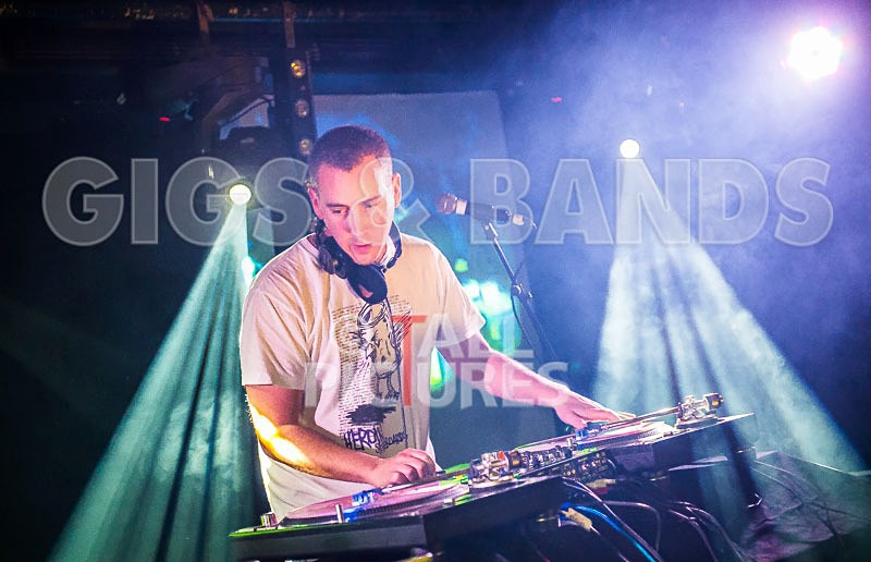 DJ Woody-9 - DJ WOODY